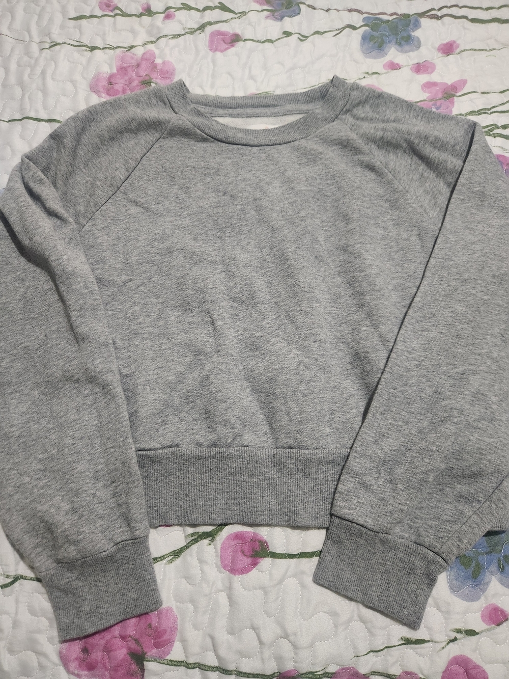 Colsie Gray Crewneck Sweatshirt